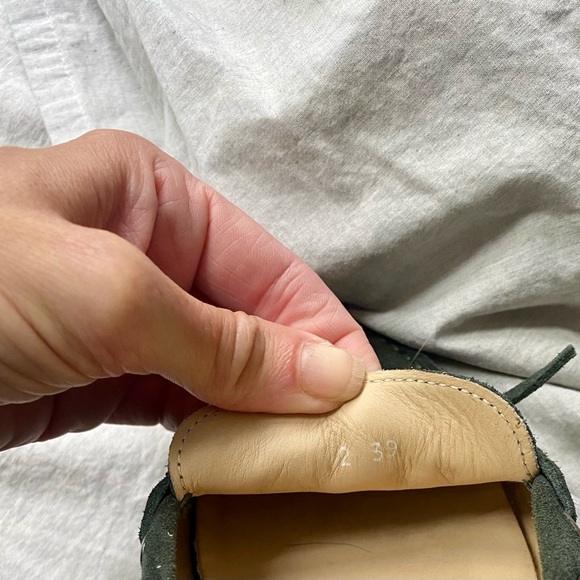 Ann Mashburn Suede driving moccasin size 9 - Picture 11 of 11